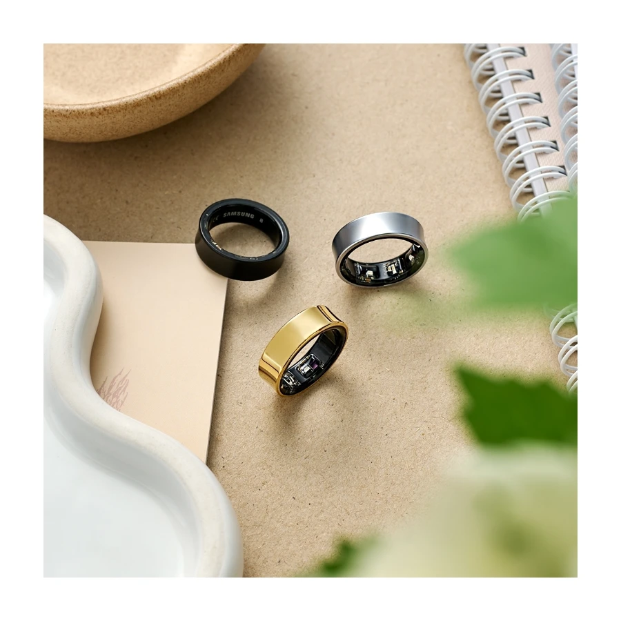 Samsung Galaxy Ring, smart ring i Titanium Silver, vue 11