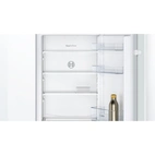 Bosch Serie 2 integrerad kyl/frys KIV865SE0, vue 7